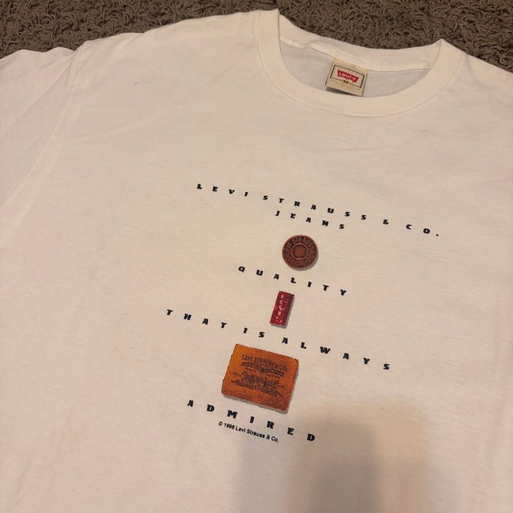 Vintage 1996 Levis Graphic Tee Mens Medium White Made in USA 90s Streetwear